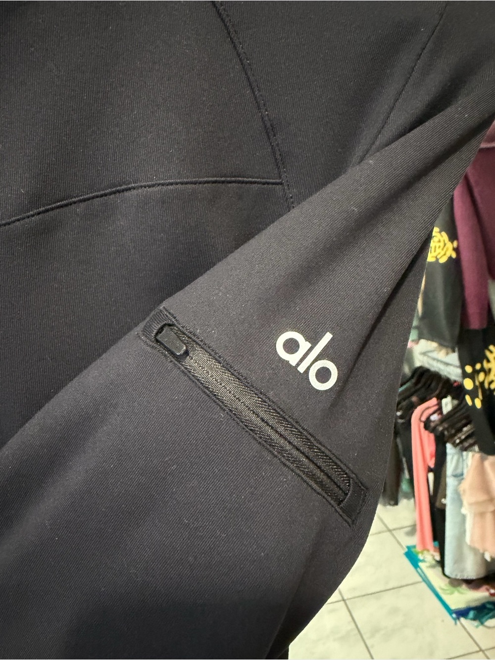 ALO jacket - Picture 3 of 4